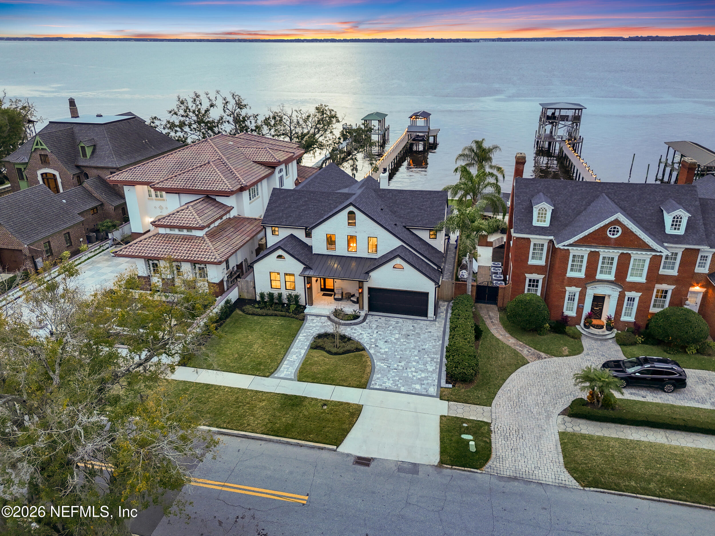 1968 River Road Jacksonville, FL 32207 - Photo 65 of 70 the real estateographers_twilight_032