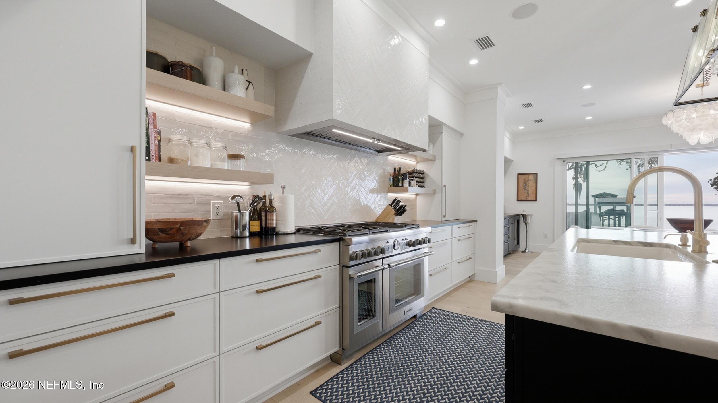 1968 River Road Jacksonville, FL 32207 - Photo 8 of 70 the real estateographers_020