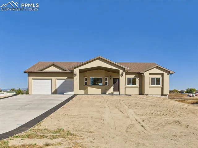 $570,000 | 1361 West Ave Del Oro, Pueblo West, CO 81007