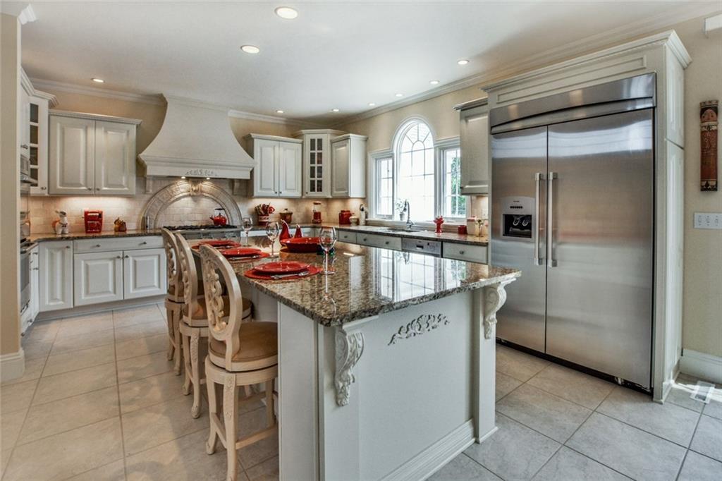 319 Myoma Road Mars, PA 16046 - Photo 6 of 25 Gallery Image 6