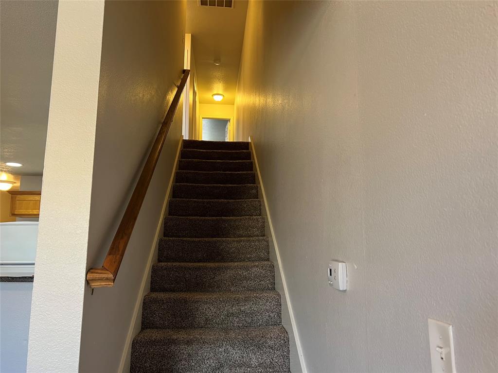 4027 Preferred Place Dallas, TX 75237 - Photo 13 of 27 a view of a staircase