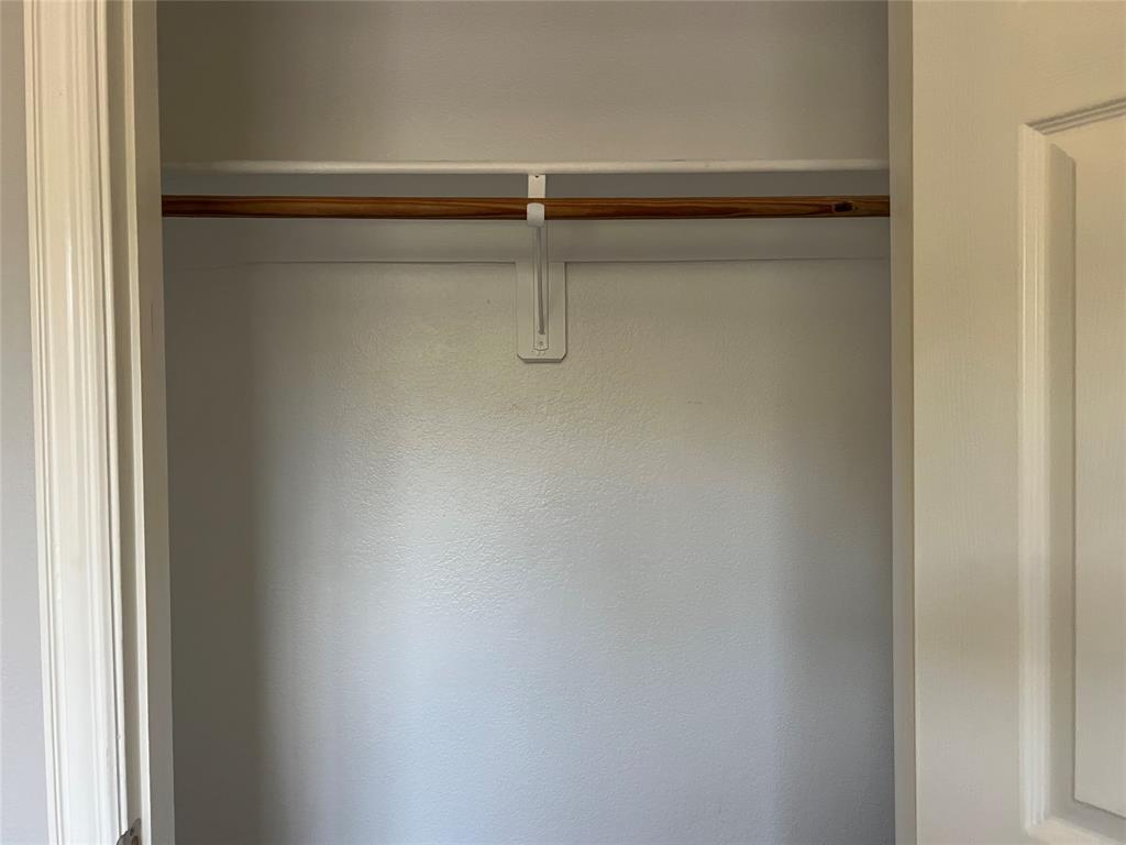 4027 Preferred Place Dallas, TX 75237 - Photo 16 of 27