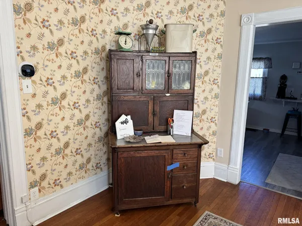 $115,000 | 352 East State Street, Jacksonville, IL 62650