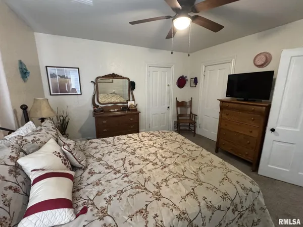 $115,000 | 352 East State Street, Jacksonville, IL 62650