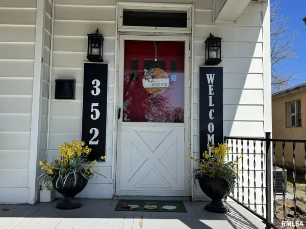 $115,000 | 352 East State Street, Jacksonville, IL 62650