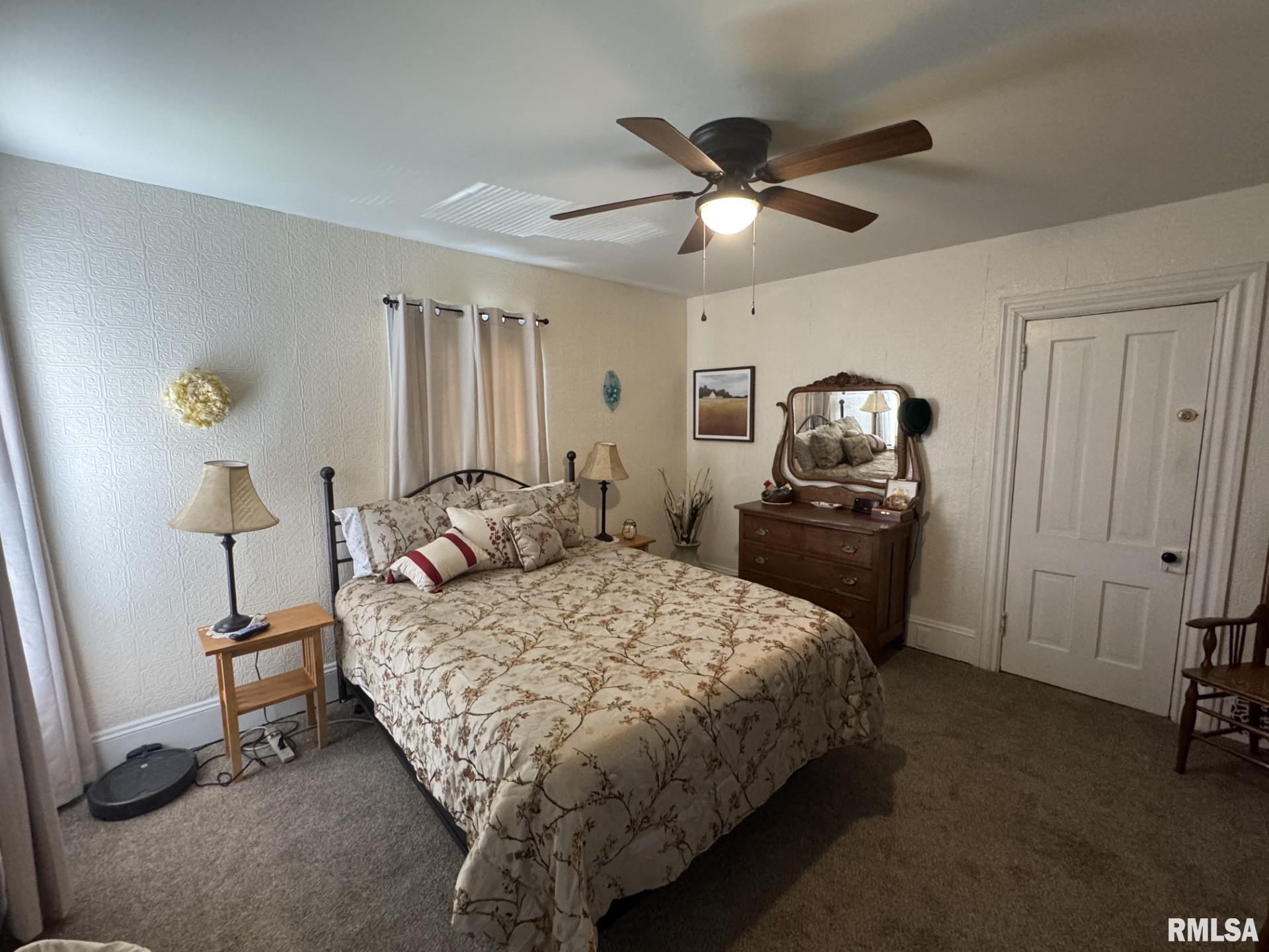 352 East State Street Jacksonville, IL 62650 - Photo 21 of 27