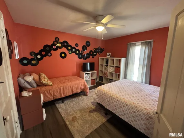 $115,000 | 352 East State Street, Jacksonville, IL 62650