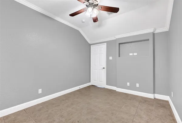 $1,700 | 5902 Cr-675c, Rosharon, TX 77583