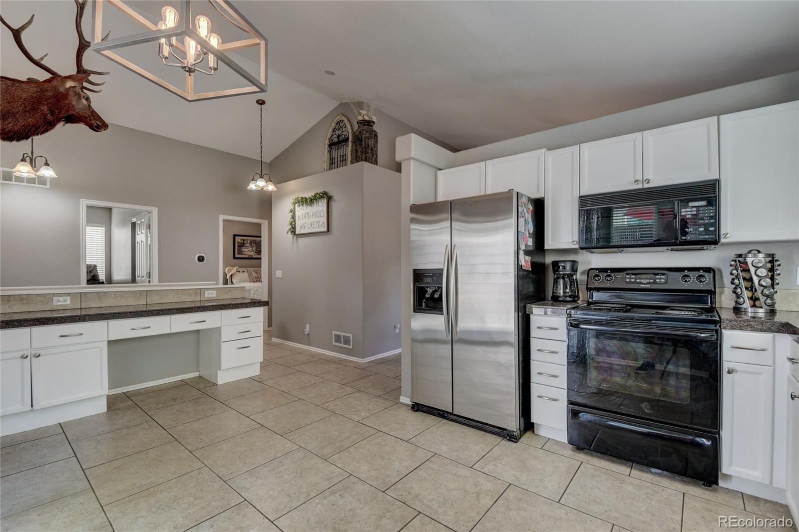 9673 Rockhampton Way Highlands Ranch, CO 80130 - Photo 10 of 35
