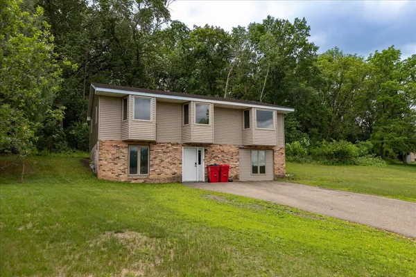 $306,000 | 1926 Bear Court Southeast, Rochester, MN 55904