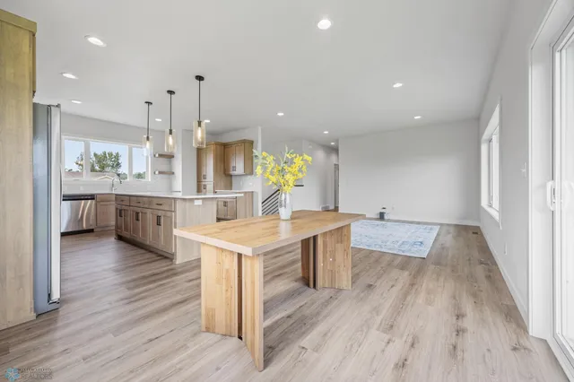 $417,000 | 300 Pr Drive North, Hankinson, ND 58041