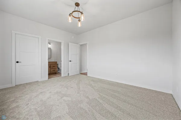 $417,000 | 300 Pr Drive North, Hankinson, ND 58041