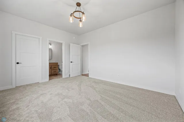 $417,000 | 300 Pr Drive North, Hankinson, ND 58041