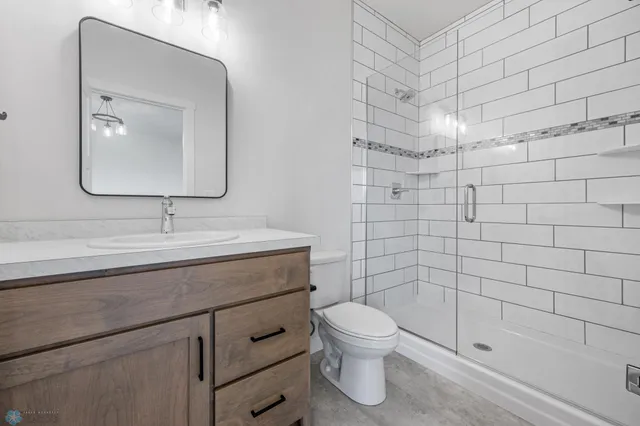 $417,000 | 300 Pr Drive North, Hankinson, ND 58041