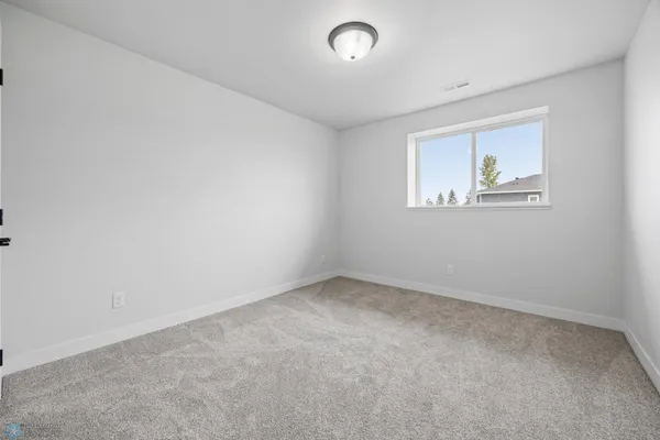 $417,000 | 300 Pr Drive North, Hankinson, ND 58041