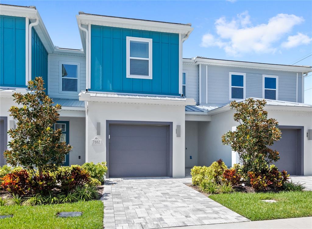 7882 Spectrum Drive Reunion, FL 34747 - Photo 2 of 27
