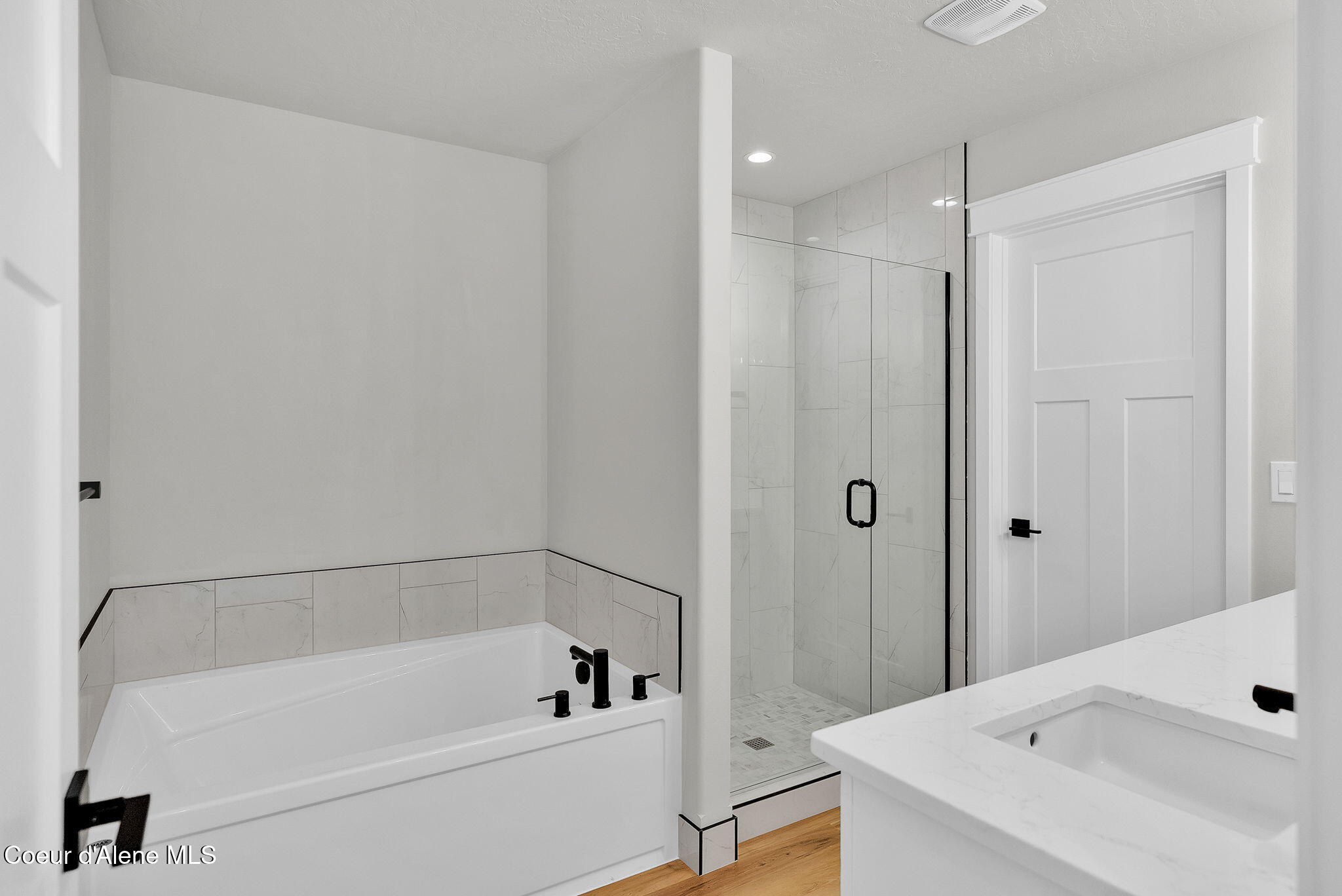 14763 North Liane Lane Rathdrum, ID 83858 - Photo 22 of 44 Primary Bathroom