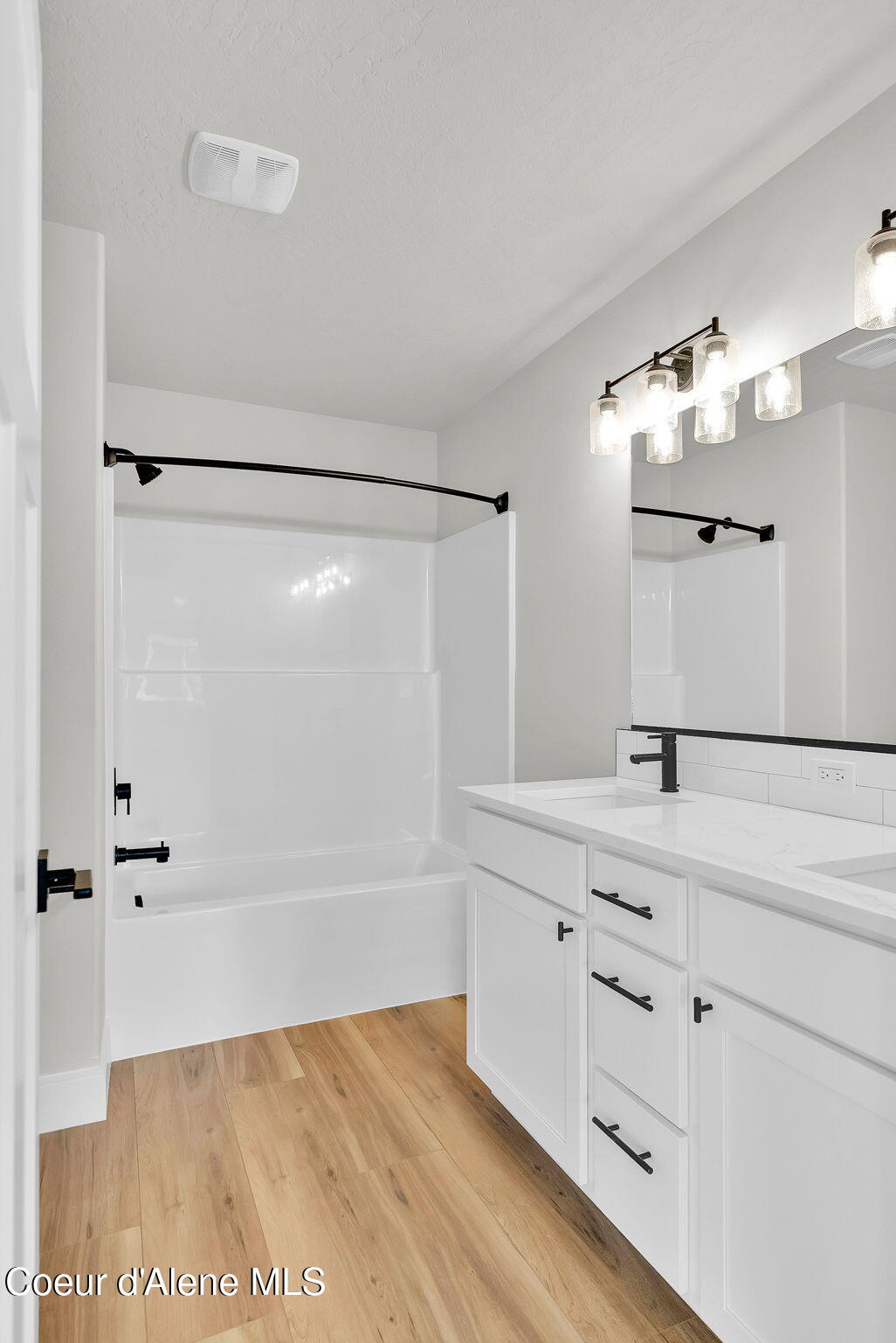 14763 North Liane Lane Rathdrum, ID 83858 - Photo 38 of 44 Spare Bathroom