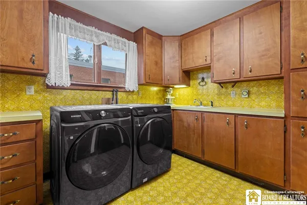 $222,000 | 17 Haskell Avenue, Arcade, NY 14009