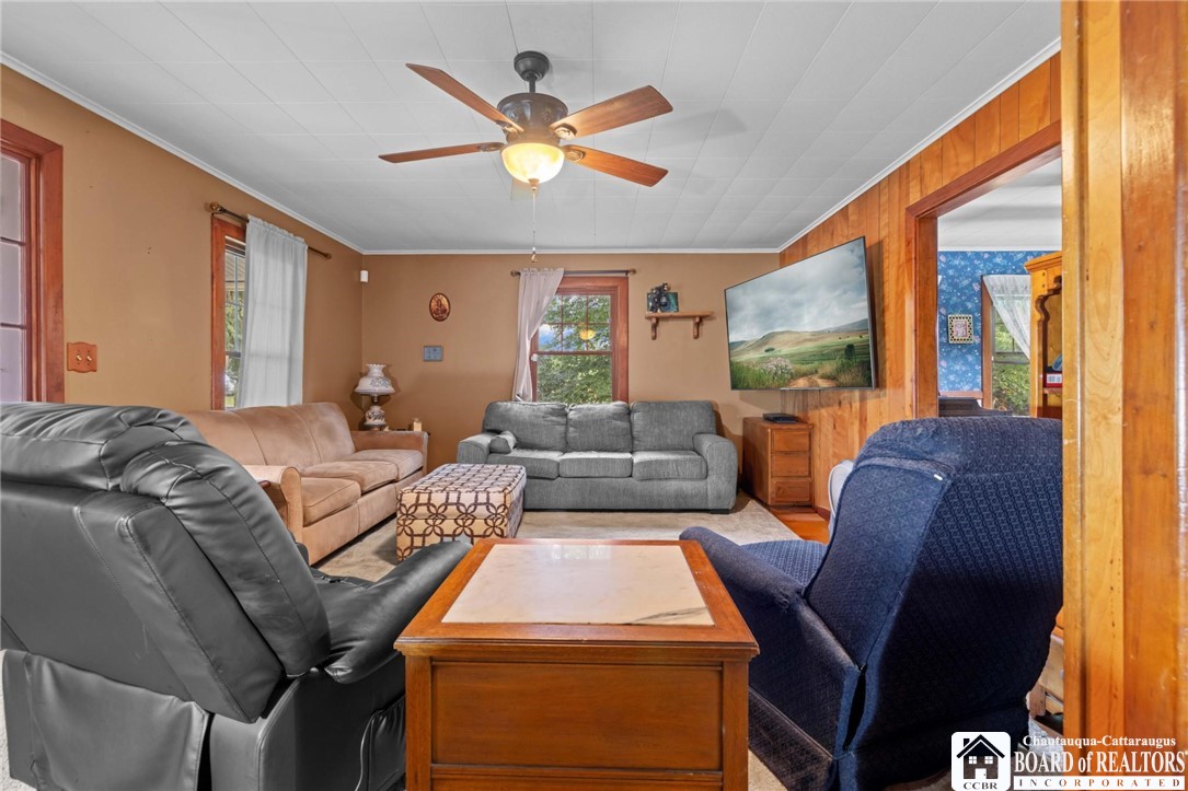 17 Haskell Avenue Arcade, NY 14009 - Photo 3 of 31