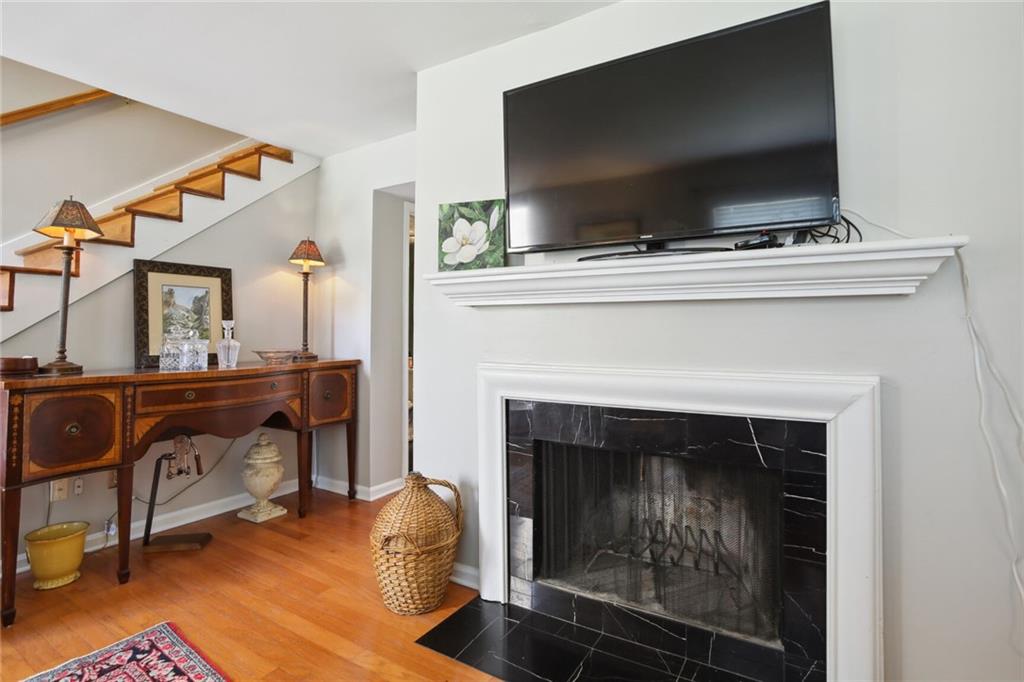 73 La Rue Place Northwest Atlanta, GA 30327 - Photo 25 of 30