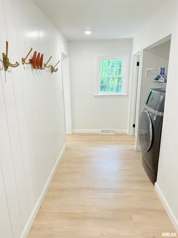 $415,000 | 19 Wildwood Drive, Mount Vernon, IL 62864