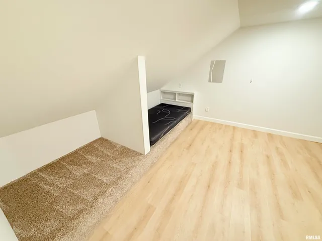 $415,000 | 19 Wildwood Drive, Mount Vernon, IL 62864