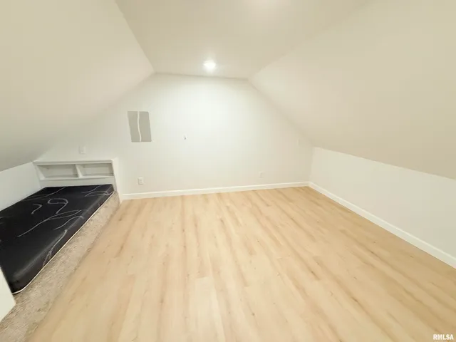 $415,000 | 19 Wildwood Drive, Mount Vernon, IL 62864