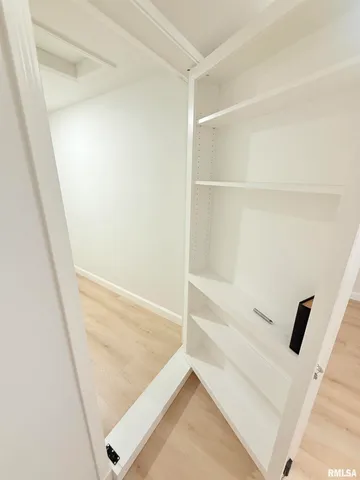 $415,000 | 19 Wildwood Drive, Mount Vernon, IL 62864