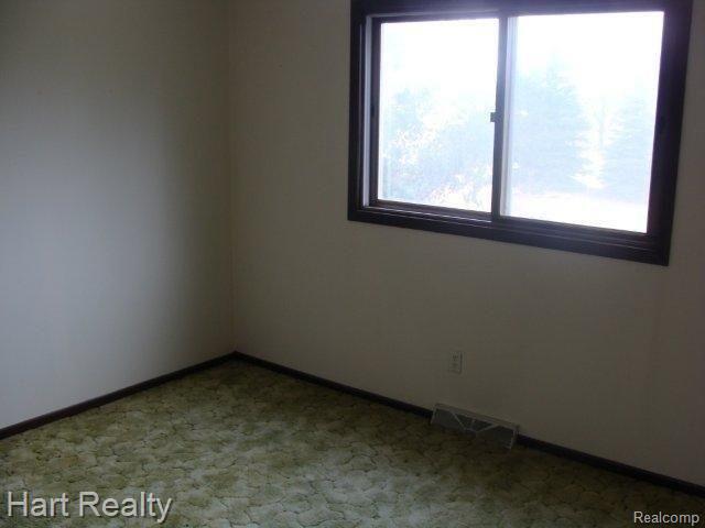 6901 Bailey Road Brown City, MI 48416 - Photo 11 of 17 Bed3.jpg
