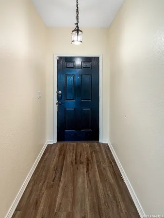 $2,300 | 10535 Noble Canyon, San Antonio, TX 78254