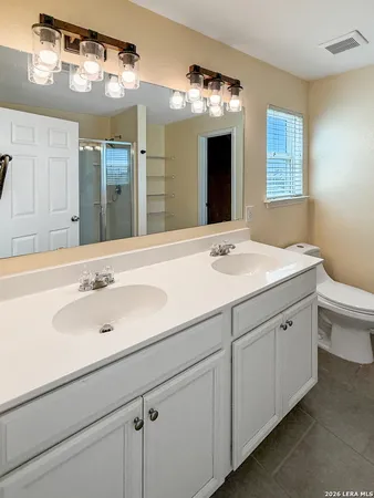 $2,300 | 10535 Noble Canyon, San Antonio, TX 78254