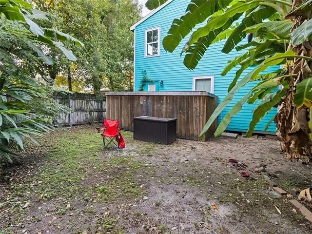 $2,400 | 2320 Burgundy Street, Unit C, New Orleans, LA 70117