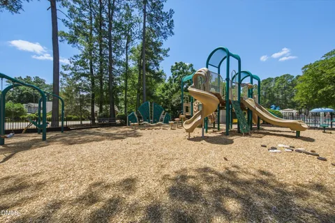 $1,100,000 | 90028 Hoey, Chapel Hill, NC 27517