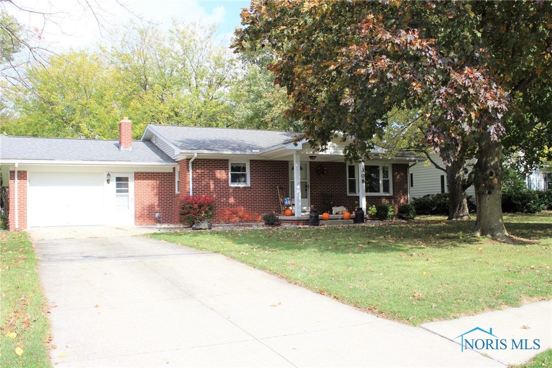 308 West Lutz Road Archbold, OH 43502 - Photo 3 of 27 Gallery Image 3
