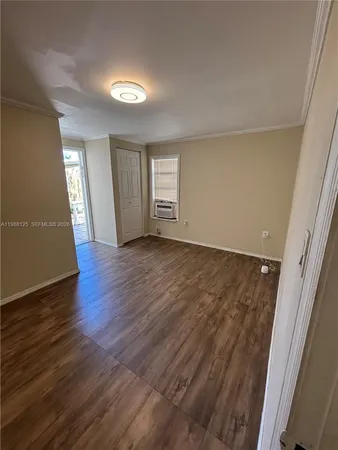 $1,650 | 1715 Lincoln Street, Unit 21, Hollywood, FL 33020