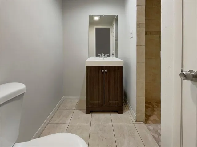 $330,000 | 2132 McIntosh Road, Sarasota, FL 34232