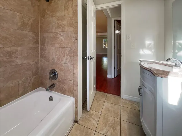 $330,000 | 2132 McIntosh Road, Sarasota, FL 34232