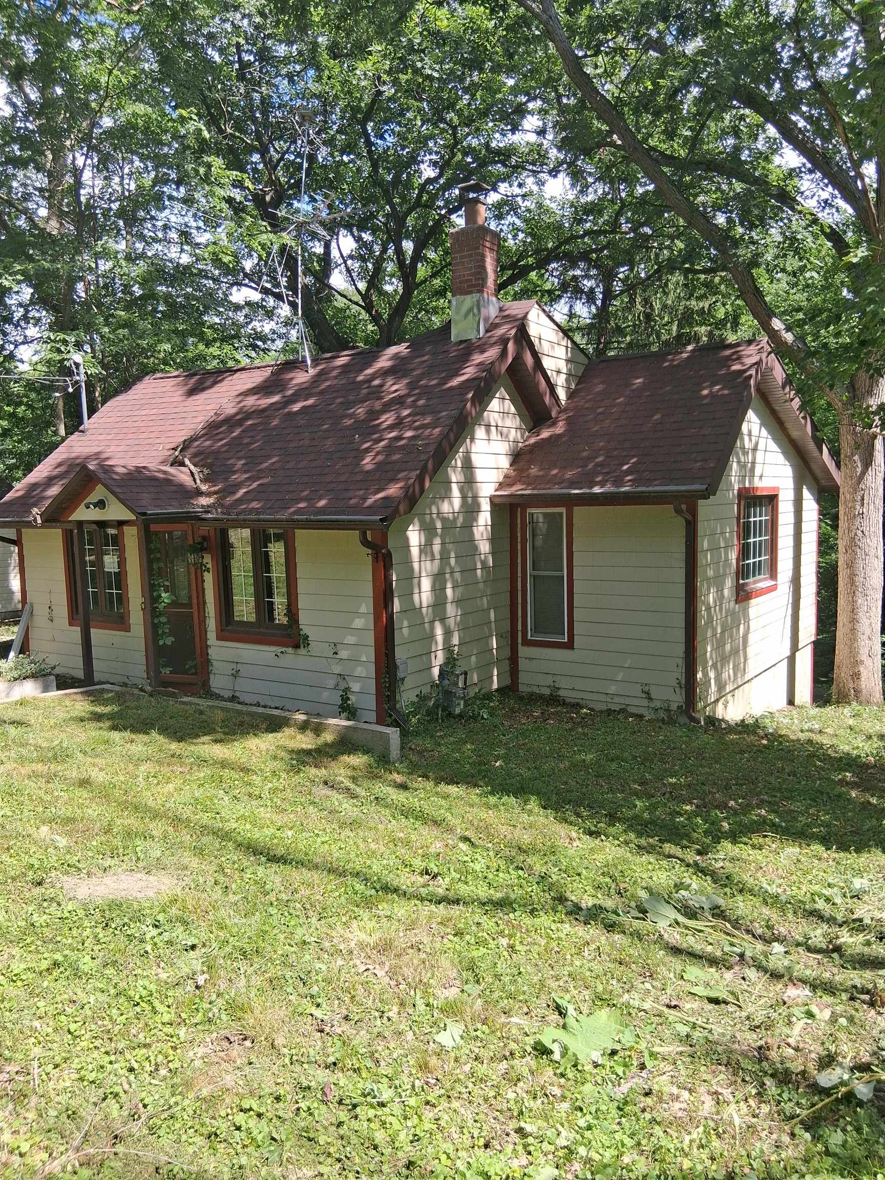 W8846 Hickory Road Delavan, WI 53115 - Photo 1 of 12