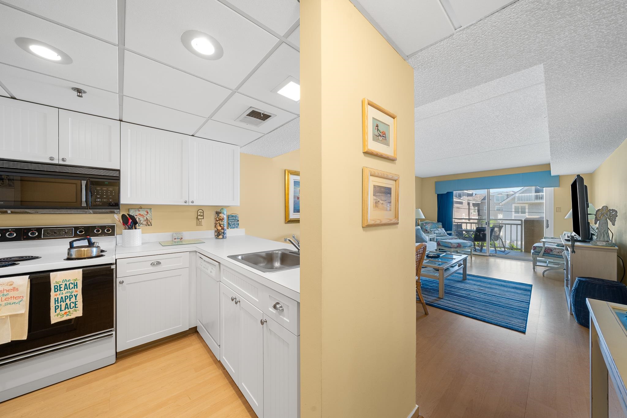 700 1st, Unit 203 Avalon, NJ 08202 - Photo 8 of 17