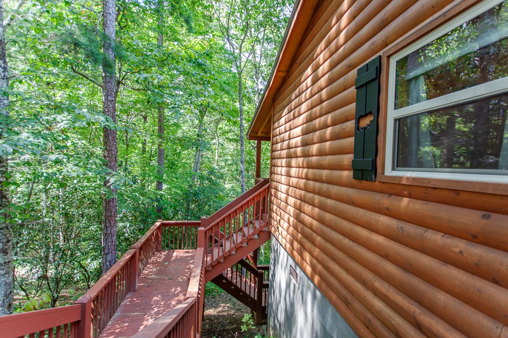 15 Fern Rdg Trail Murphy, NC 28906 - Photo 12 of 40 a view of balcony with furniture