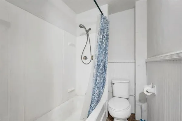 $1,475 | 132 Main Street, Unit 2, Alton, NH 03809