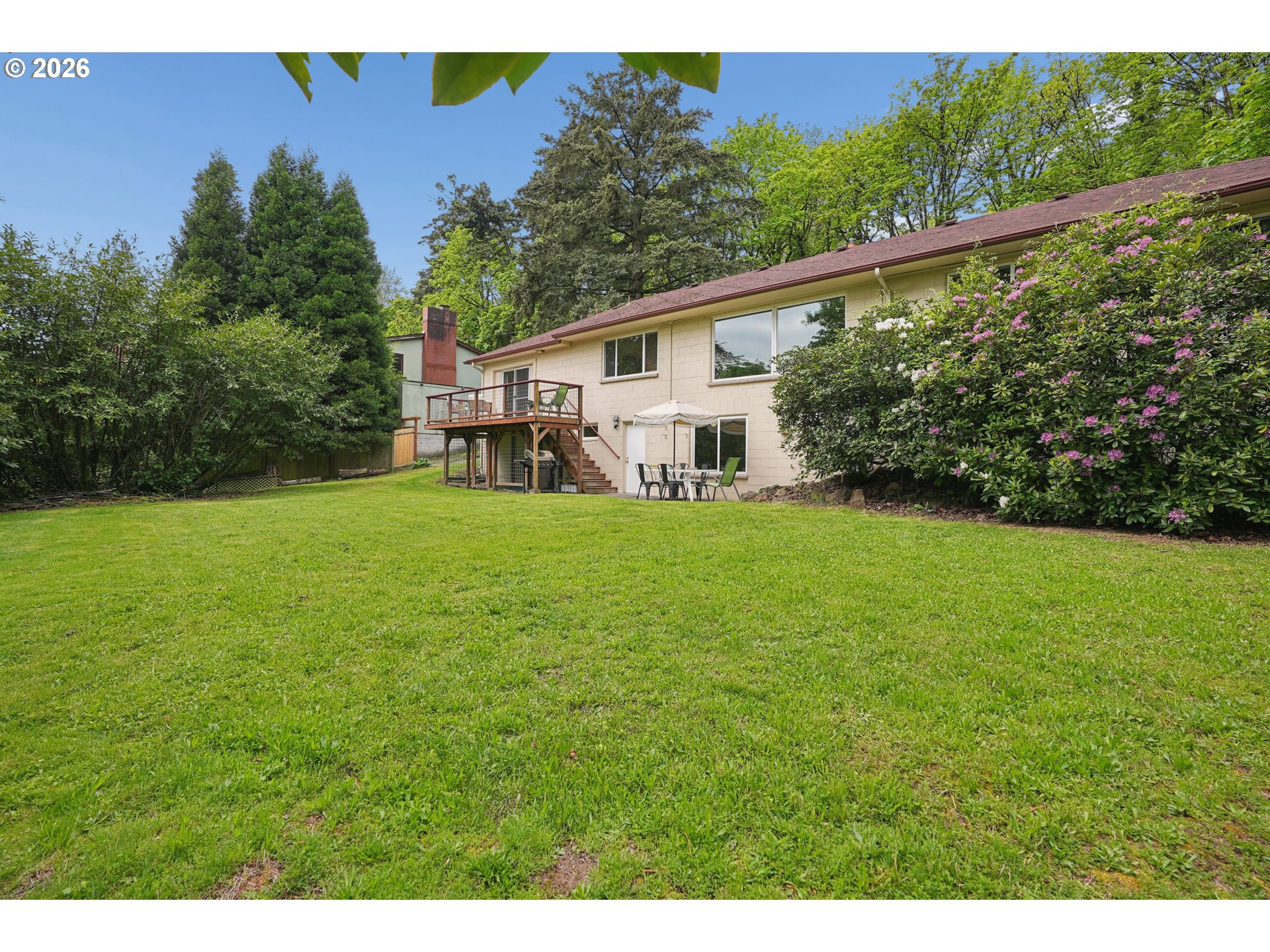6930 Southwest Brier Place Portland, OR 97239 - Photo 30 of 35 Yard