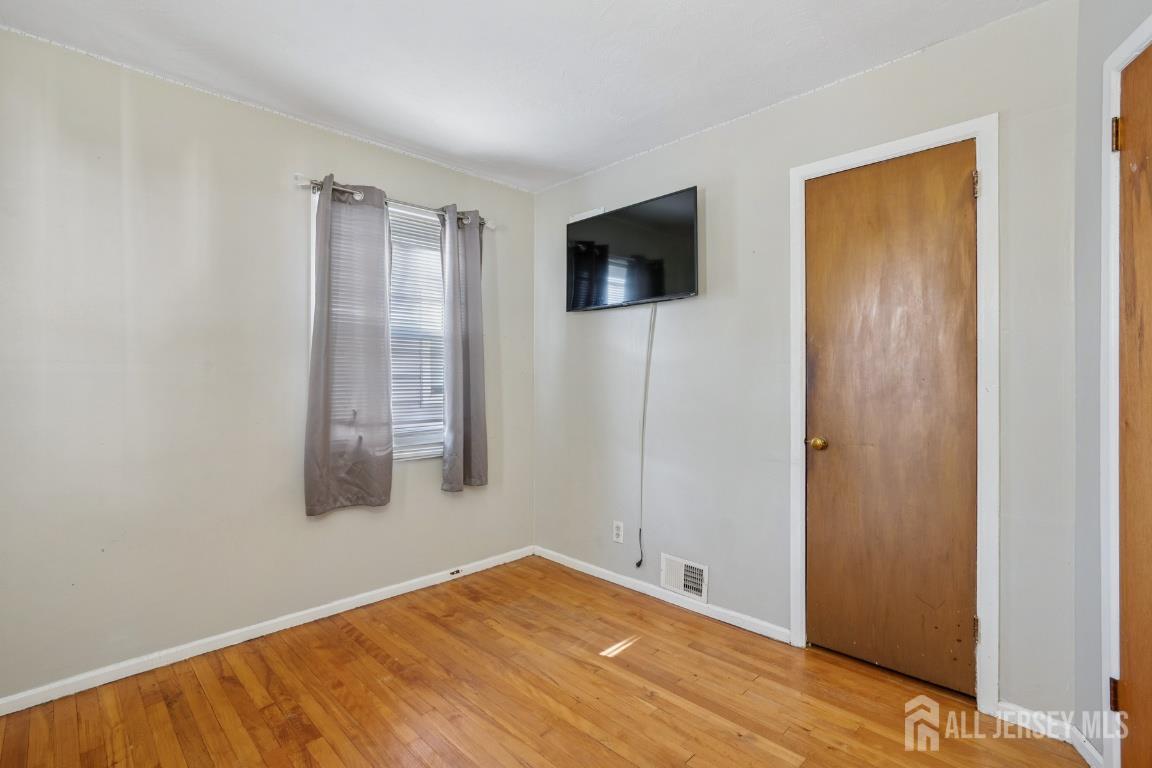 91 Corey Street Fords, NJ 08863 - Photo 12 of 25