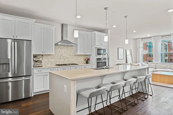 $820,000 | 13007 Hattontown Square, Herndon, VA 20171