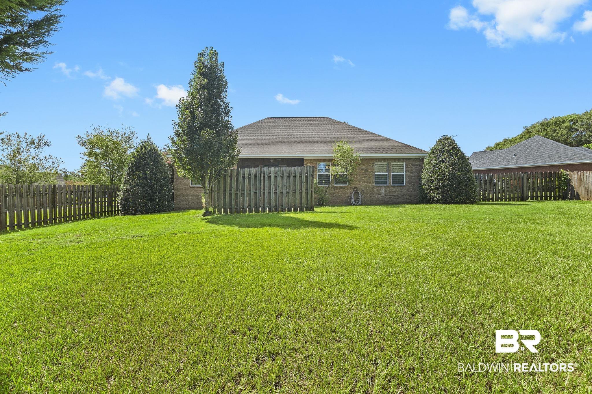 134 Hawthorne Circle Fairhope, AL 36532 - Photo 6 of 45 Back Yard