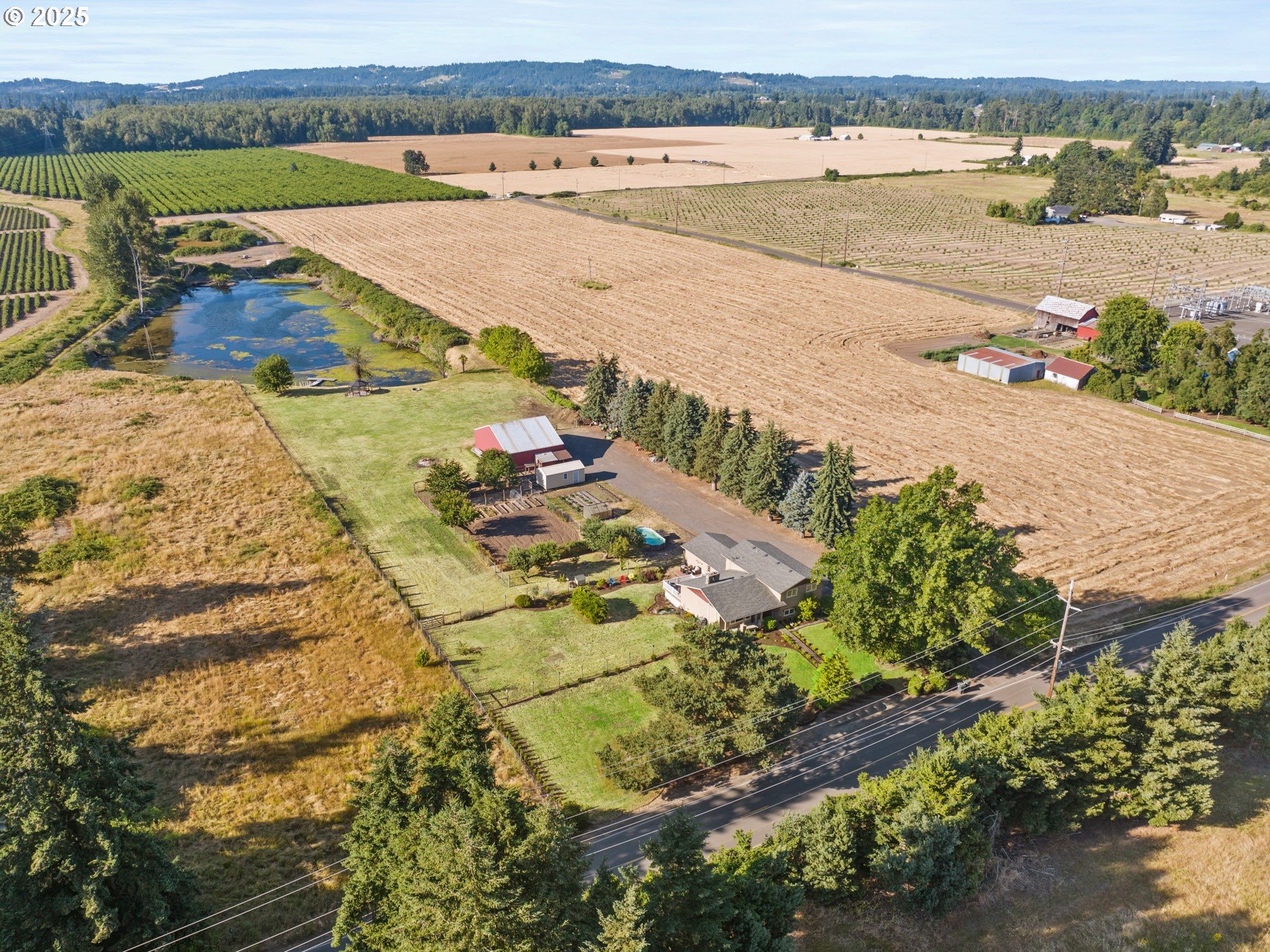 6869 South Knights Bridge Road Canby, OR 97013 - Photo 3 of 48