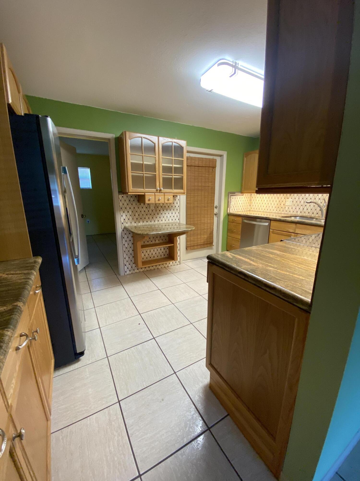 4367 Edward Road West Palm Beach, FL 33406 - Photo 4 of 15 IMG_4703