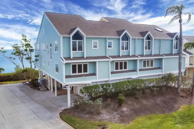 $1,250,000 | 16 Tidy Island Boulevard, Unit 16, Bradenton, FL 34210