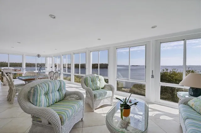 $1,250,000 | 16 Tidy Island Boulevard, Unit 16, Bradenton, FL 34210